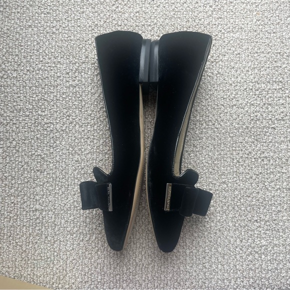 Michael Kors Kiera Velvet Ballet Flats Size 7 Black Silver Front Bow Women EUC - Picture 5 of 13